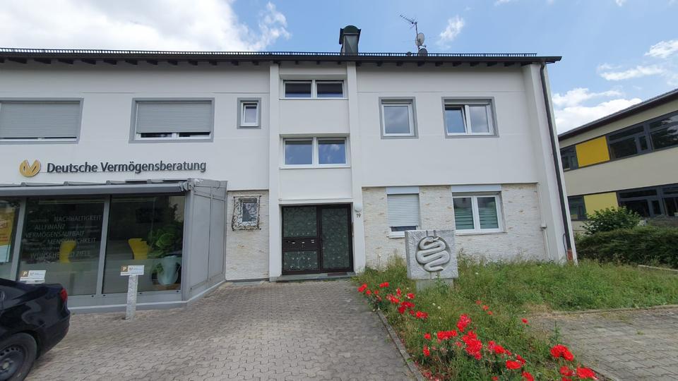 Dachgeschoßwohnung Oberderdingen - 2.5 Zimmer, 62 m&sup2;, 163.000&euro; | Angebot:26972592