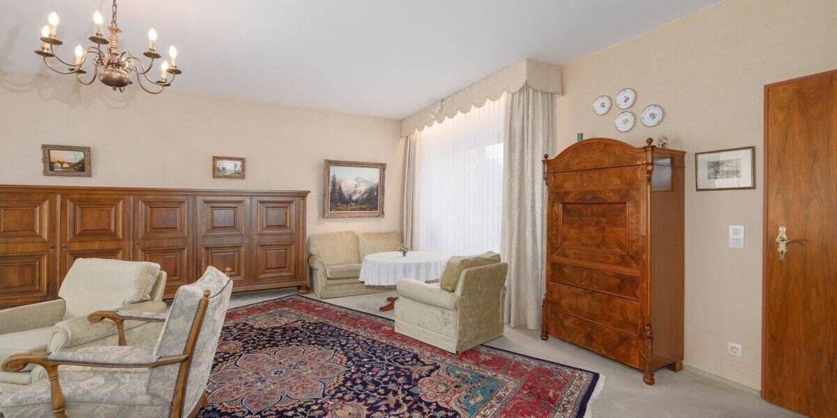 Einfamilienhaus oder 2-3 Familienhaus? Hier bestehen alle Möglichkeiten! 7 zimmer