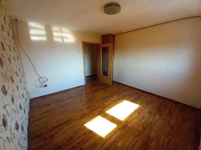 Dachgeschoßwohnung Bietigheim - 5 Zimmer, 68 m&sup2;, 190.000&euro; | Angebot:26957518