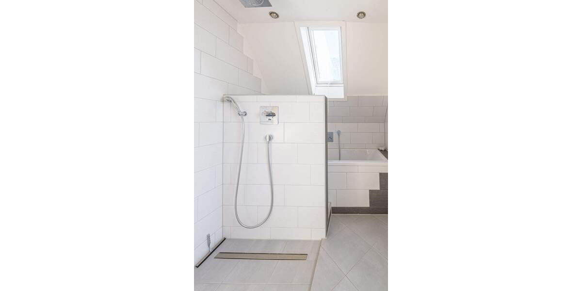 Doppelhaushälfte Pforzheim Huchenfeld - 6 Zimmer, 124 m&sup2;, 350.000&euro; | Angebot:25669211