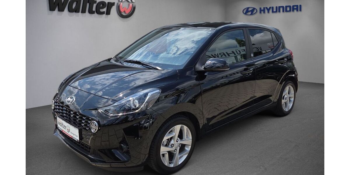Hyundai i10 8.600 km 15.740 &euro; Pforzheim 75177
