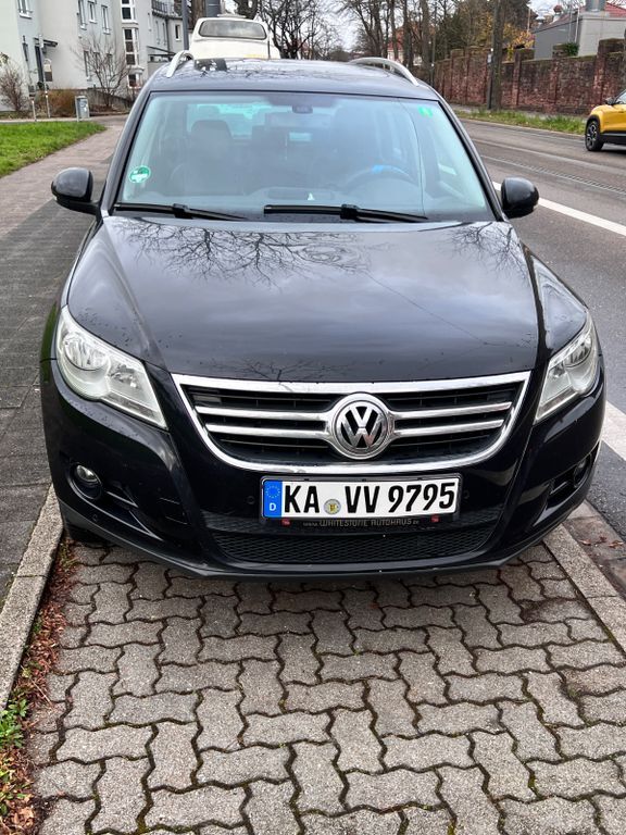 VW Tiguan 194.450 km 6.400 € Karlsruhe 76187