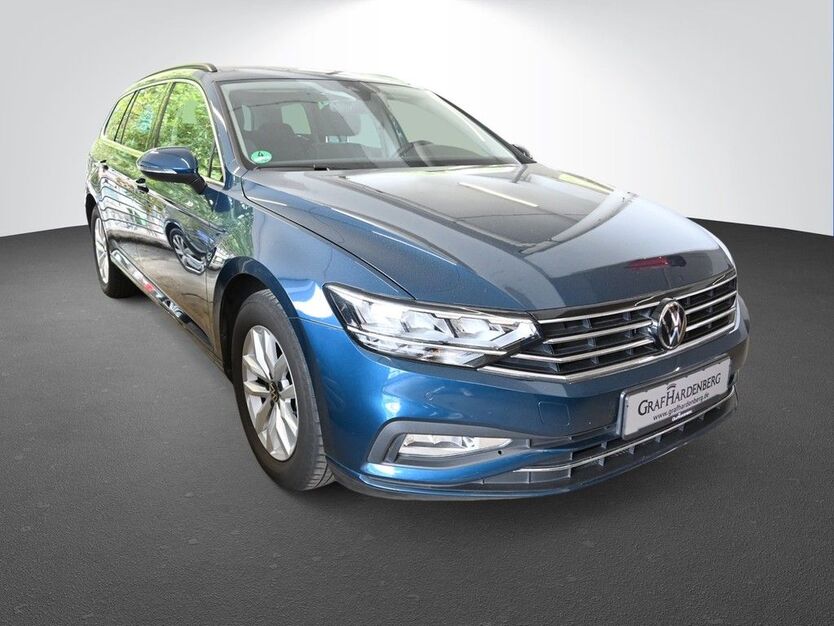 VW Passat 111.100 km 23.980 € Karlsruhe 76131