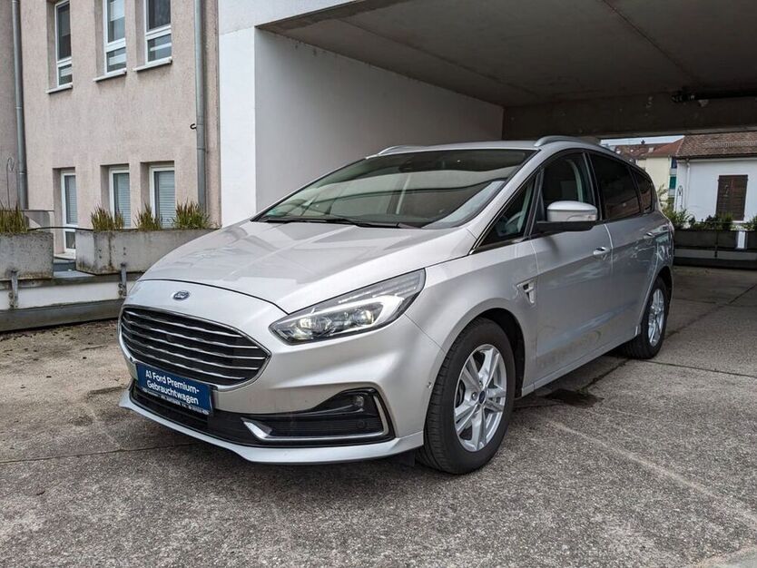 S-Max