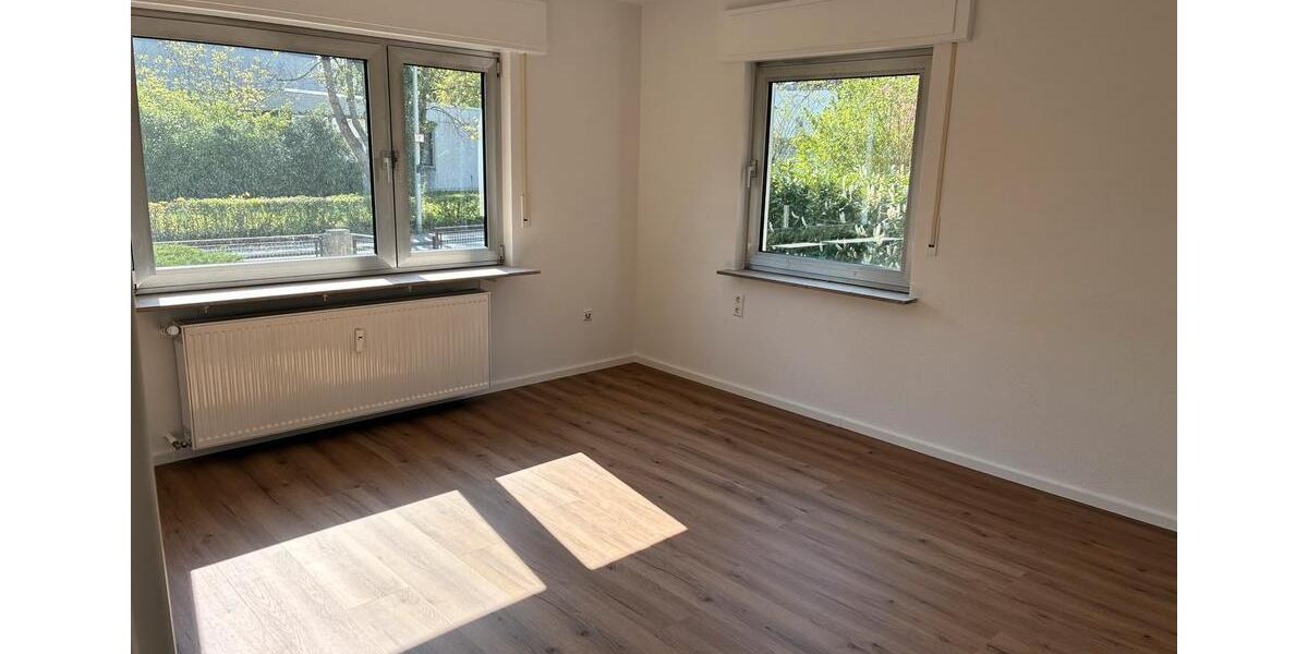 Etagenwohnung Karlsruhe Hagsfeld - 3 Zimmer, 86 m&sup2;, 1.380&euro; | Angebot:26336120