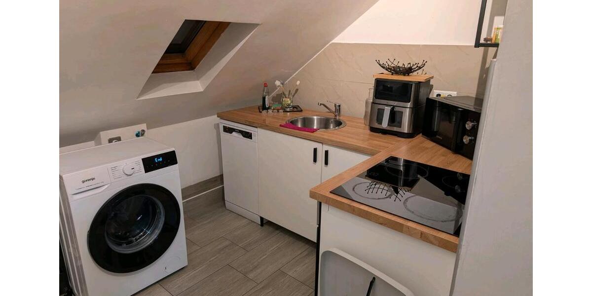 Dachgeschoßwohnung Pforzheim Nordstadt - 3 Zimmer, 78 m&sup2;, 1.000&euro; | Angebot:25255255