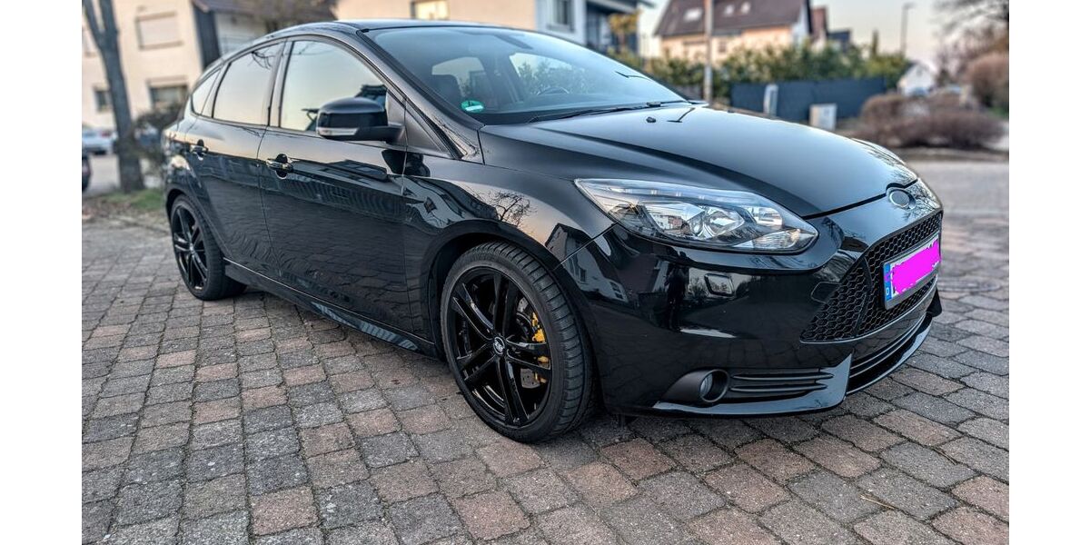 Ford Focus 119.830 km 13.500 &euro; Graben Neudorf 76676