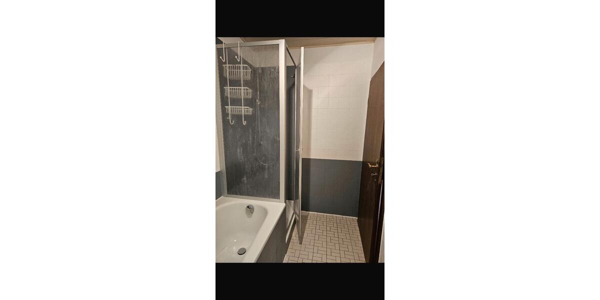 Wohnung über 2 Etagen an WG zu vermieten -Karlsruhe 4.5 zimmer