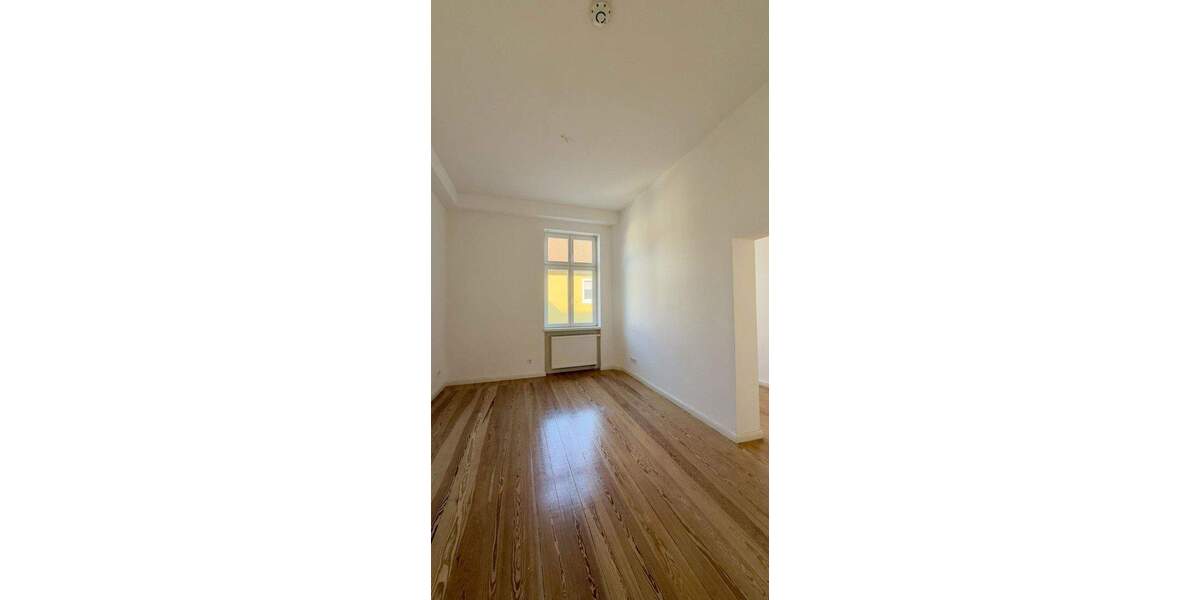 Etagenwohnung Bruchsa Untergrombach - 3 Zimmer, 95 m&sup2;, 990&euro; | Angebot:25799283