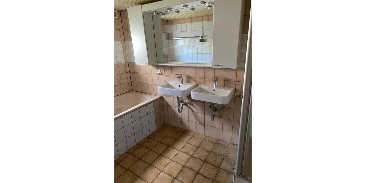 Doppelhaushälfte Wörth am Rhein - 5 Zimmer, 116 m&sup2;, 249.000&euro; | Angebot:27024312