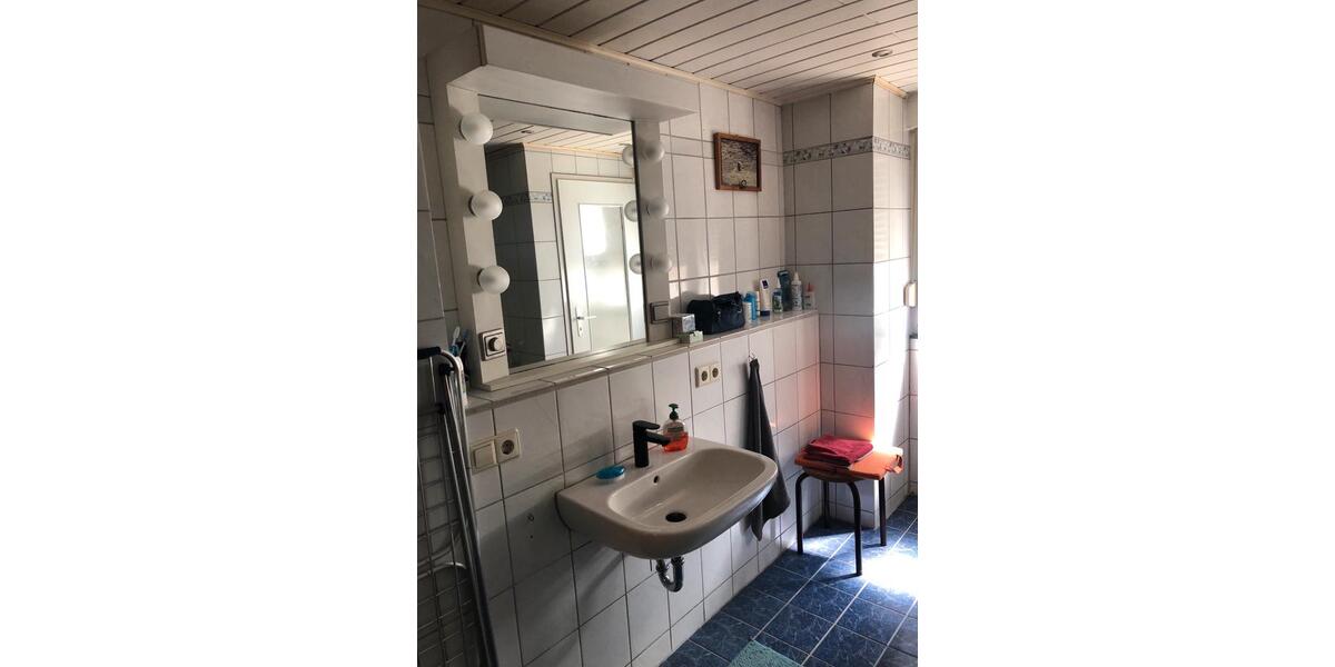 Einfamilienhaus Remchingen - 5 Zimmer, 96 m&sup2;, 1.070&euro; | Angebot:26344145