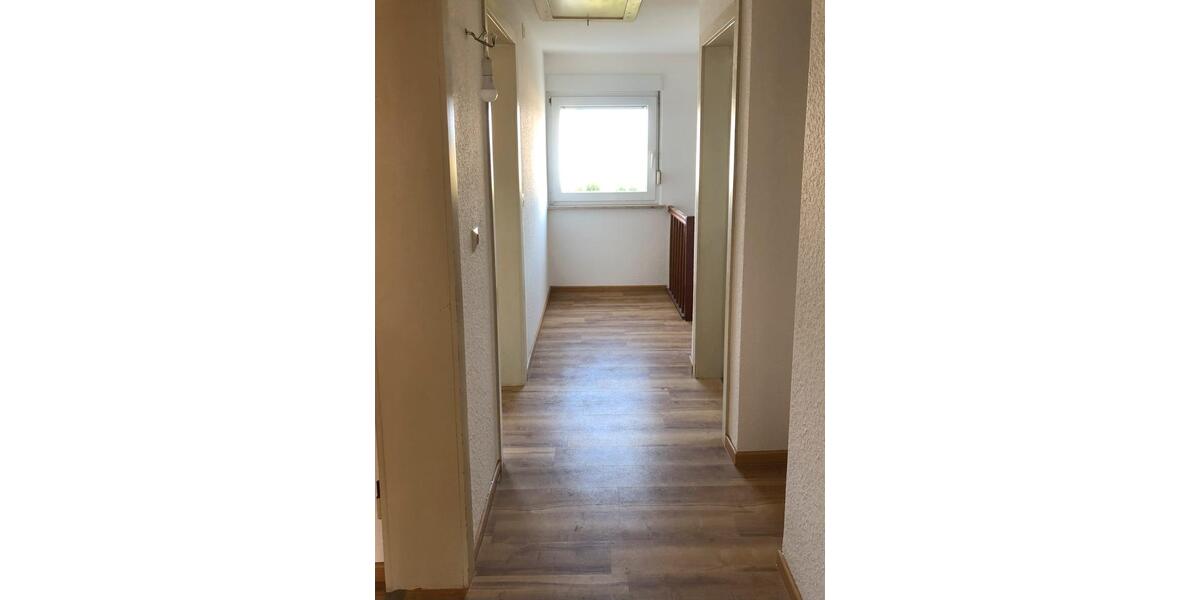 Einfamilienhaus Oberderdingen - 5 Zimmer, 141 m&sup2;, 1.410&euro; | Angebot:26348521
