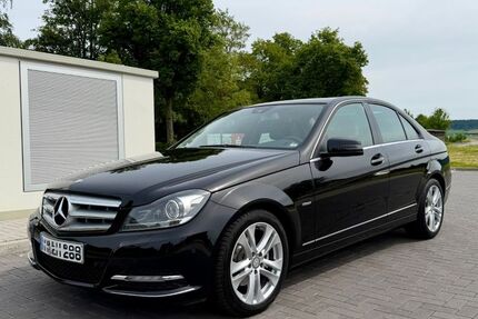 Mercedes-Benz C 200 72.900 km 15.900 &euro; Remchingen 75196