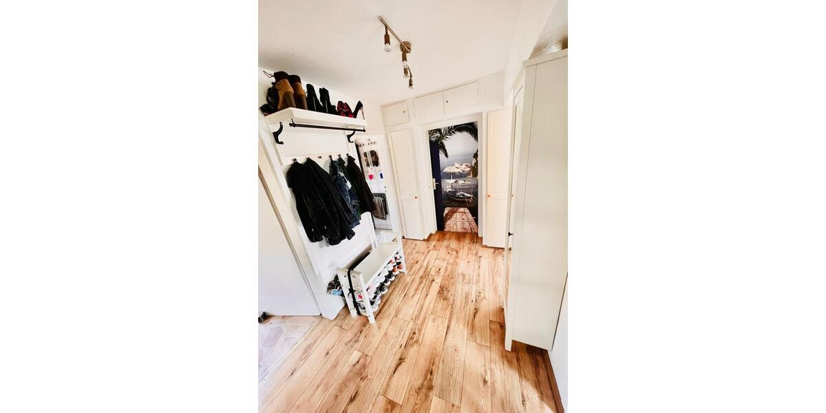 Etagenwohnung Pforzheim Eutingen - 3 Zimmer, 80 m&sup2;, 650&euro; | Angebot:25646142