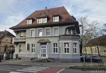 Wohn- und Geschäftshaus in Ettlinger Citynähe!