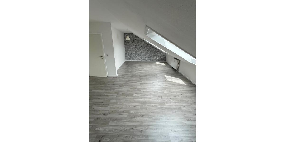 Dachgeschoßwohnung Rastatt - 2 Zimmer, 53 m&sup2;, 750&euro; | Angebot:26248969