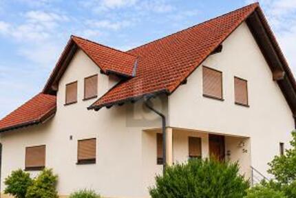 GERÄUMIG WOHNEN MIT AUSBAUPOTENZIAL - Haus Elchesheim-Illingen Illingen | Angebot:27485046