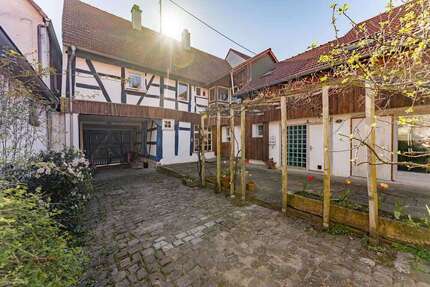 Haus Karlsruhe Knielingen - 7 Zimmer, 238 m&sup2;, 1.190.000&euro; | Angebot:26331234