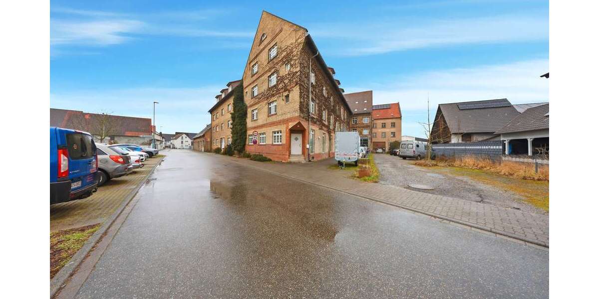 Etagenwohnung Stutensee - 4 Zimmer, 140 m&sup2;, 209.000&euro; | Angebot:26897522