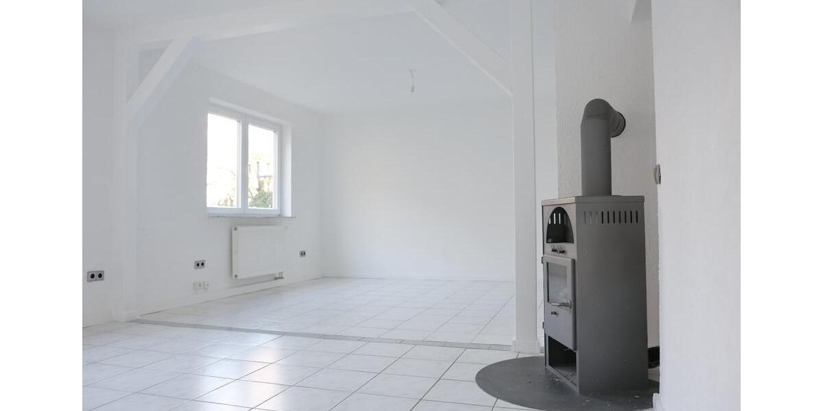 Etagenwohnung Pforzheim Dillweißenstein - 2 Zimmer, 67 m&sup2;, 195.000&euro; | Angebot:27046372