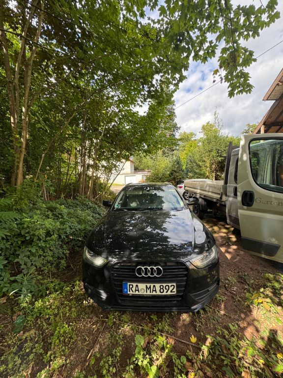 Audi A4 276.000 km 8.300 € Gernsbach 76593