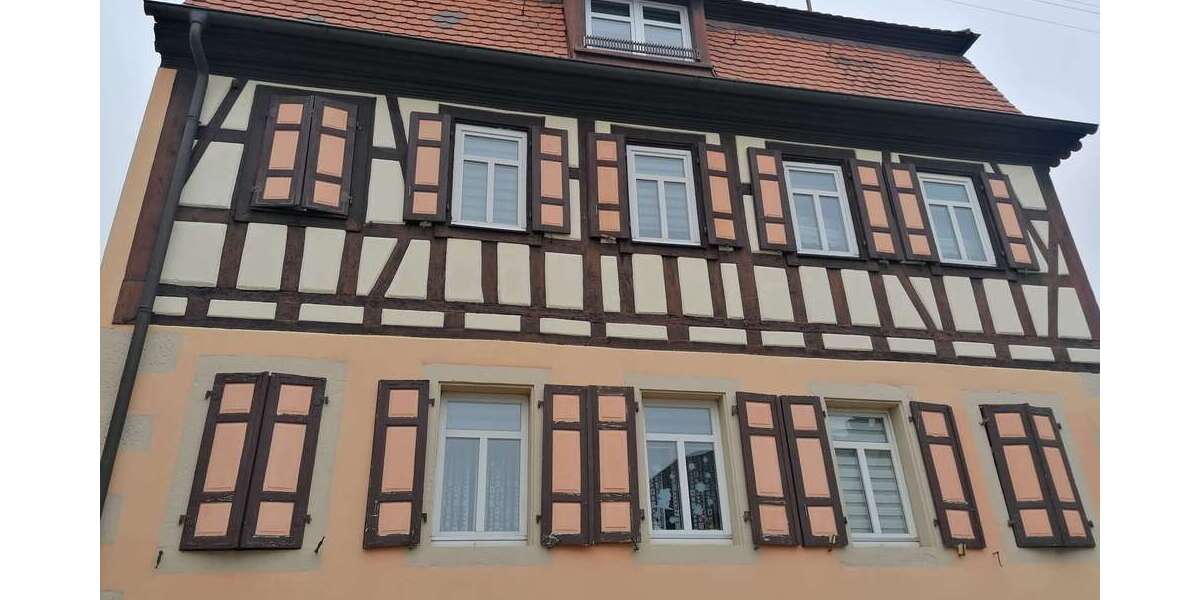 Haus zum Kaufen in Oberderdingen 539.000 € 251 m² 9 zimmer