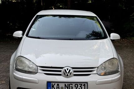 VW Golf 182.000 km 2.899 € Karlsruhe 76185