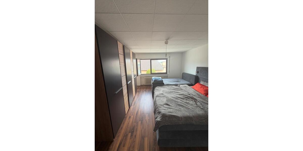 Etagenwohnung Rastatt - 2.5 Zimmer, 85 m&sup2;, 1.200&euro; | Angebot:26412569
