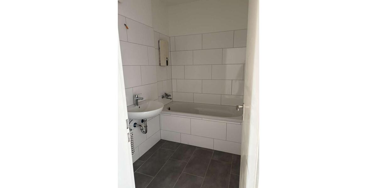 Etagenwohnung Karlsruhe Wettersbach - 3 Zimmer, 81 m&sup2;, 940&euro; | Angebot:23806418