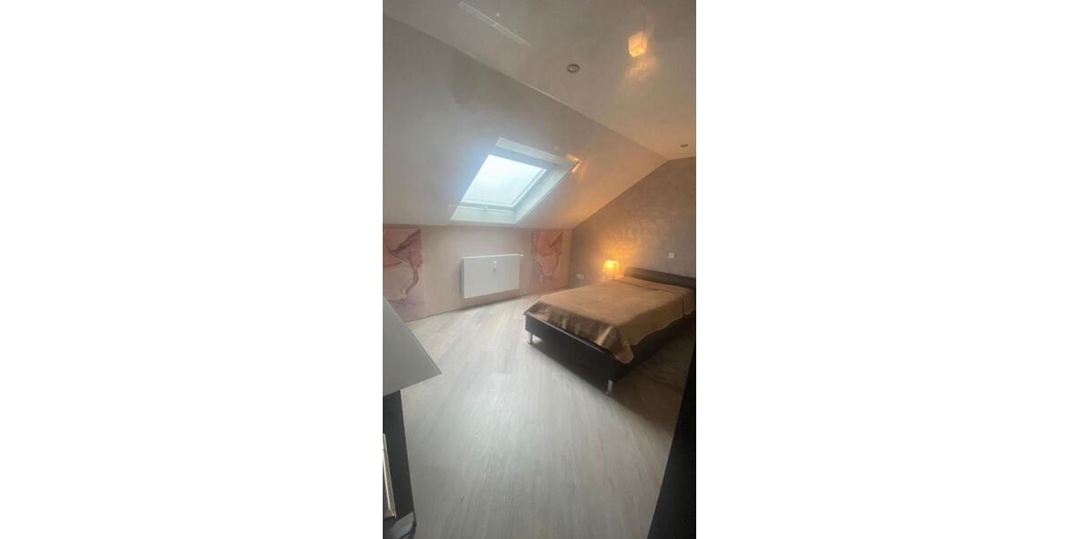 Dachgeschoßwohnung Bretten - 3.5 Zimmer, 100 m&sup2;, 299.000&euro; | Angebot:27085457