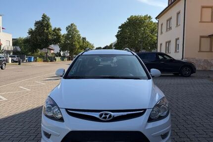 Hyundai i30 162.100 km 3.700 &euro; Menzingen 76703