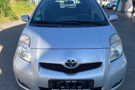 Toyota Yaris 73.000 km 4.500 &euro; Germersheim 76726