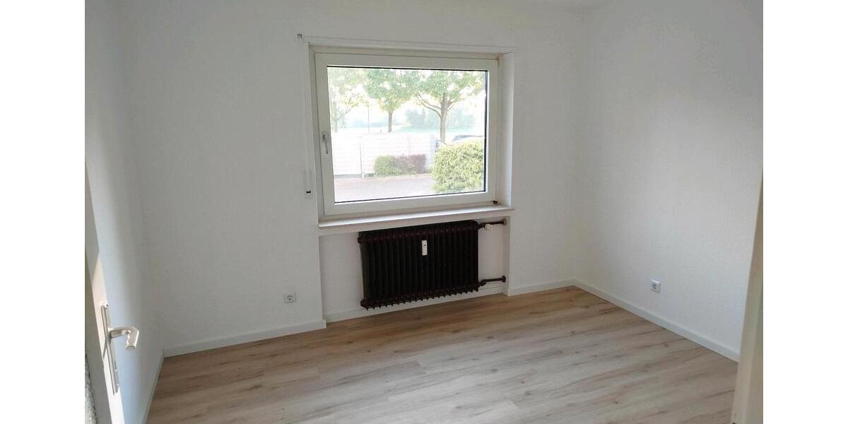 Erdgeschoßwohnung Rastatt - 4.5 Zimmer, 92 m&sup2;, 1.490&euro; | Angebot:26423397
