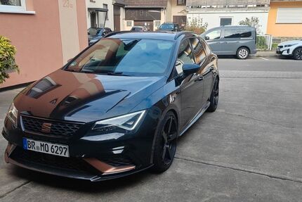 Seat Leon 99.000 km 23.900 &euro; Bruchsal 76646