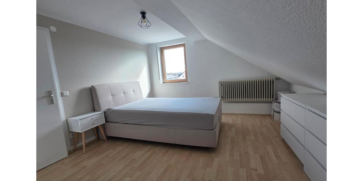 Einfamilienhaus Karlsruhe Neureut - 14 Zimmer, 400 m&sup2;, 1.498.000&euro; | Angebot:26961262