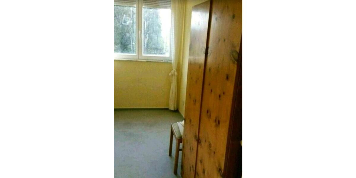 Etagenwohnung Pforzheim Nordstadt - 1 Zimmer, 20 m&sup2;, 300&euro; | Angebot:19237501