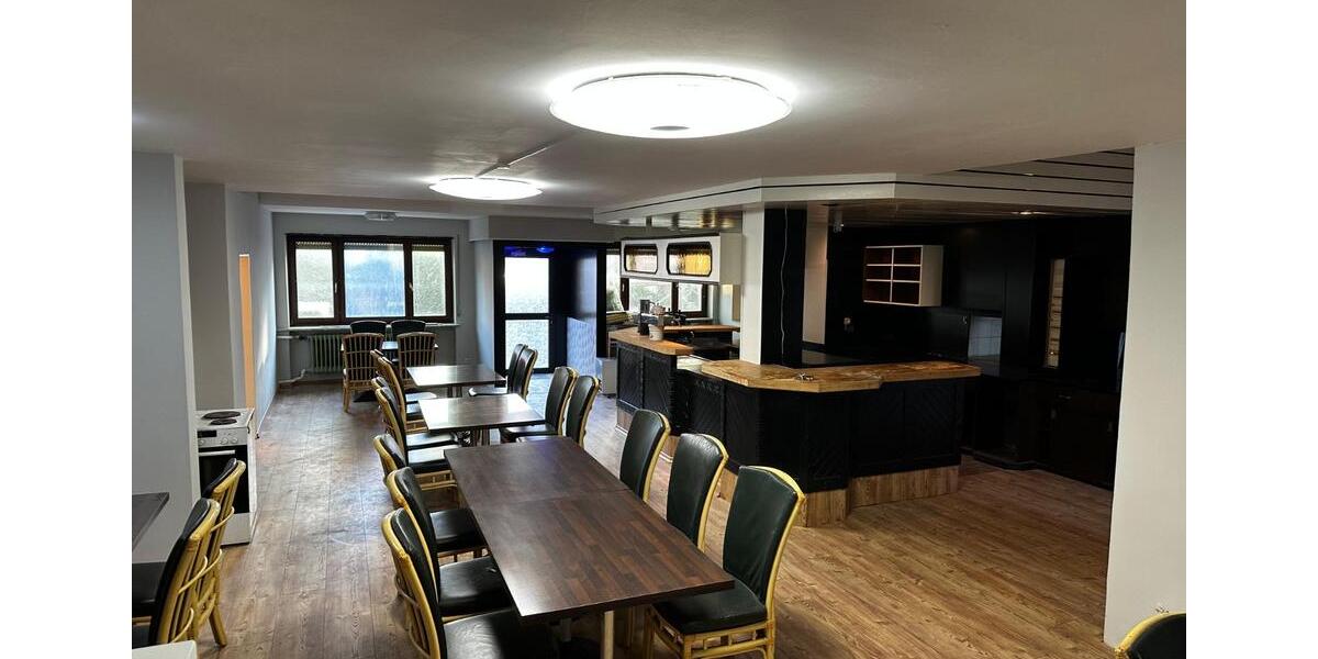 Gaststätte mit 2 Wohneinheiten in Karlsruhe-Knielingen - Mieten zimmer