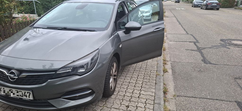 Opel Astra 67.500 km 11.600 &euro; Karlsruhe 76137