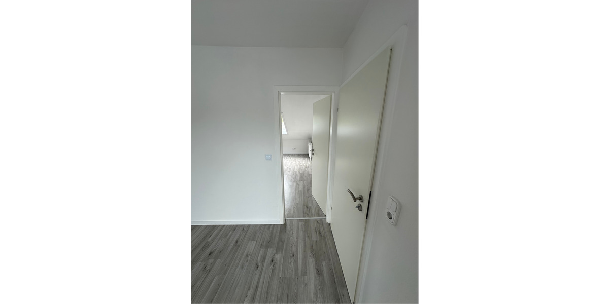 Dachgeschoßwohnung Rastatt - 2 Zimmer, 53 m&sup2;, 180.000&euro; | Angebot:25236637