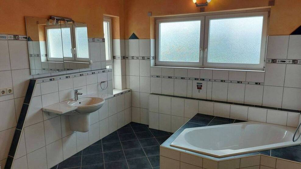 Moderne DHH mit Garten und Wärmepumpe - Traumlage zwischen Gaggenau & Ettlingen