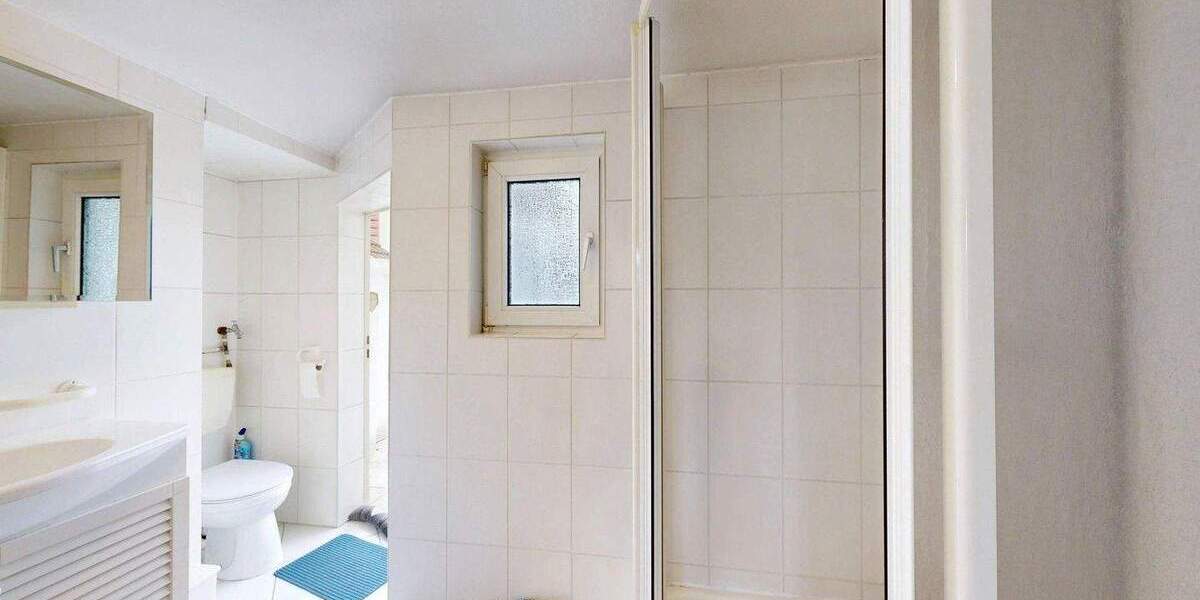 Mehrfamilienhaus, Wohnhaus Germersheim - 6 Zimmer, 125 m&sup2;, 220.000&euro; | Angebot:25744479