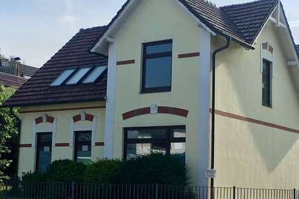 Büro in Oststeinbek 1.500 € 145 m²