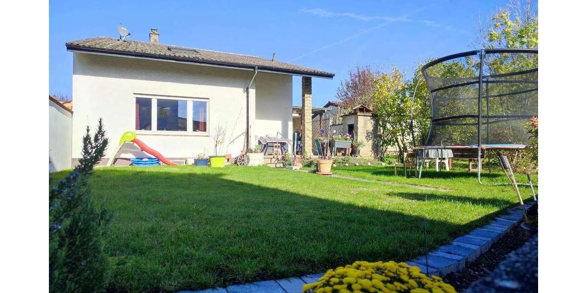 Haus zum Kaufen in Linkenheim-Hochstetten 493.000 € 136 m² 5 zimmer