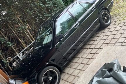 Mercedes-Benz 190 111.089 km 4.200 € Ettlingen 76275