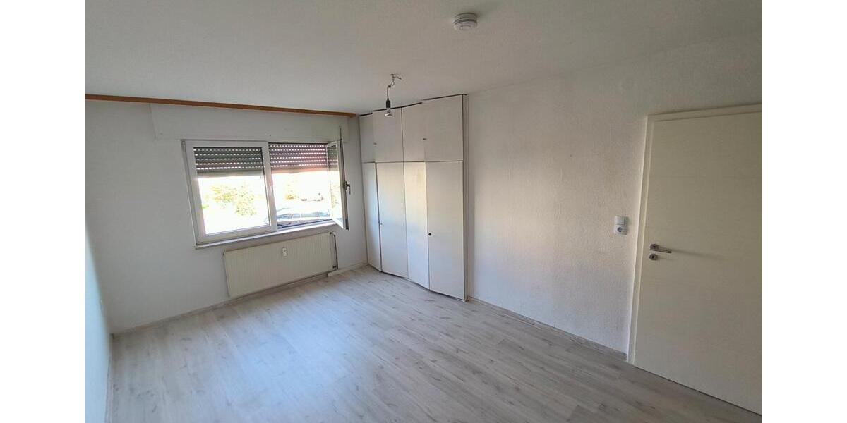 Erdgeschoßwohnung Stutensee - 3 Zimmer, 78 m&sup2;, 1.300&euro; | Angebot:26411689