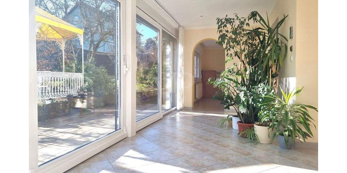 Mehrfamilienhaus, Wohnhaus Pforzheim Sonnenhof - 9 Zimmer, 236 m&sup2;, 795.000&euro; | Angebot:25800307