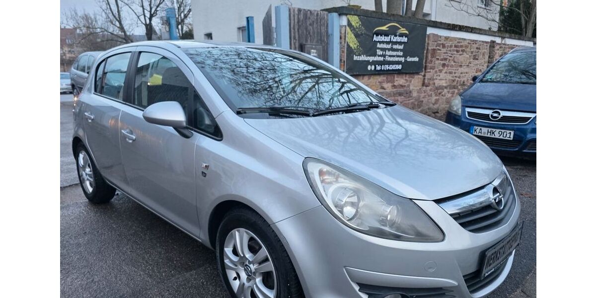 Opel Corsa 152.000 km 3.299 € Karlsruhe 76131