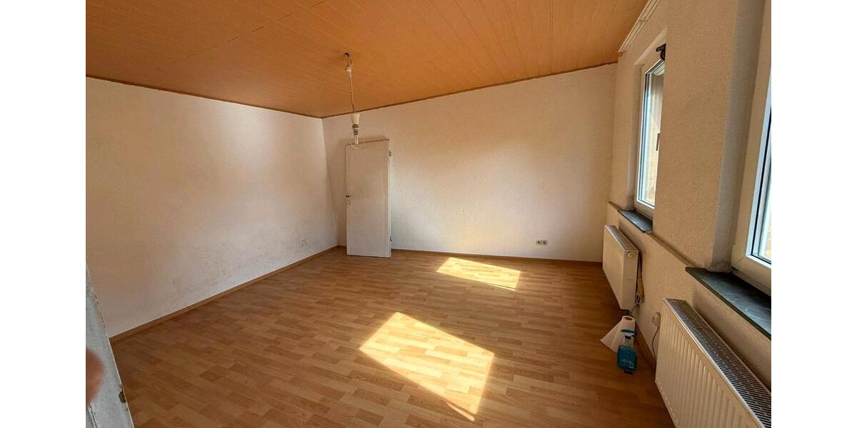 Doppelhaushälfte Schwegenheim - 4 Zimmer, 90 m&sup2;, 750&euro; | Angebot:25765444