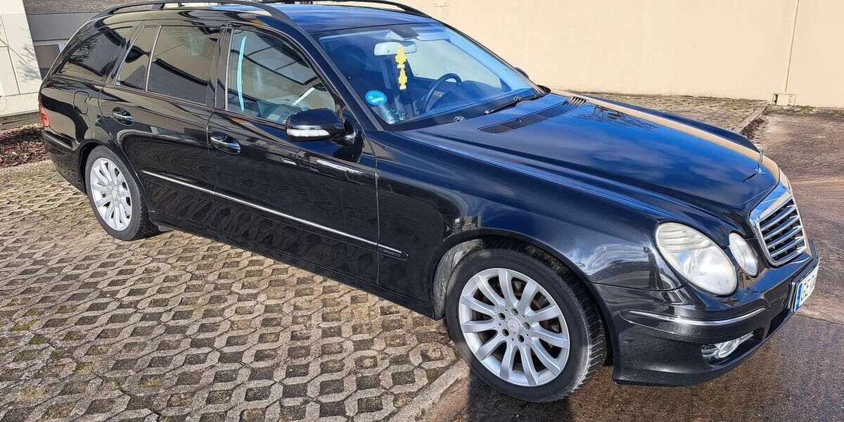 Mercedes-Benz 320 308.986 km 3.500 &euro; Minfeld 76872
