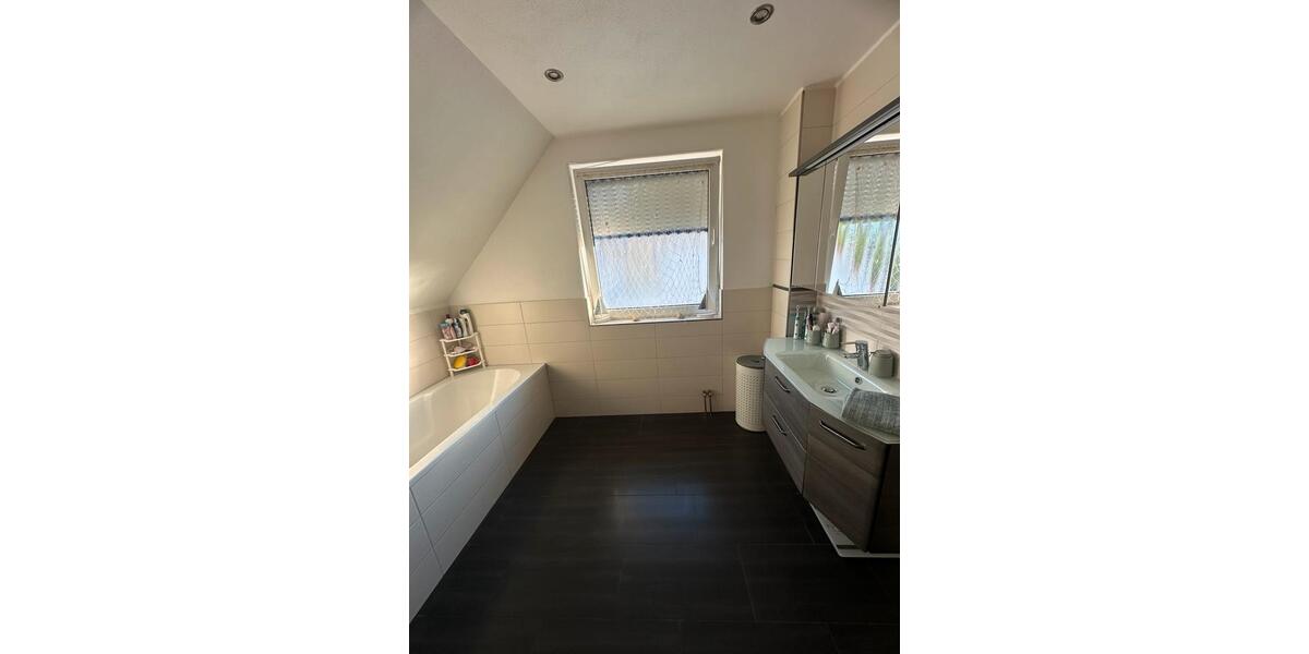 Einfamilienhaus Bretten - 7 Zimmer, 188 m&sup2;, 620.000&euro; | Angebot:26924418